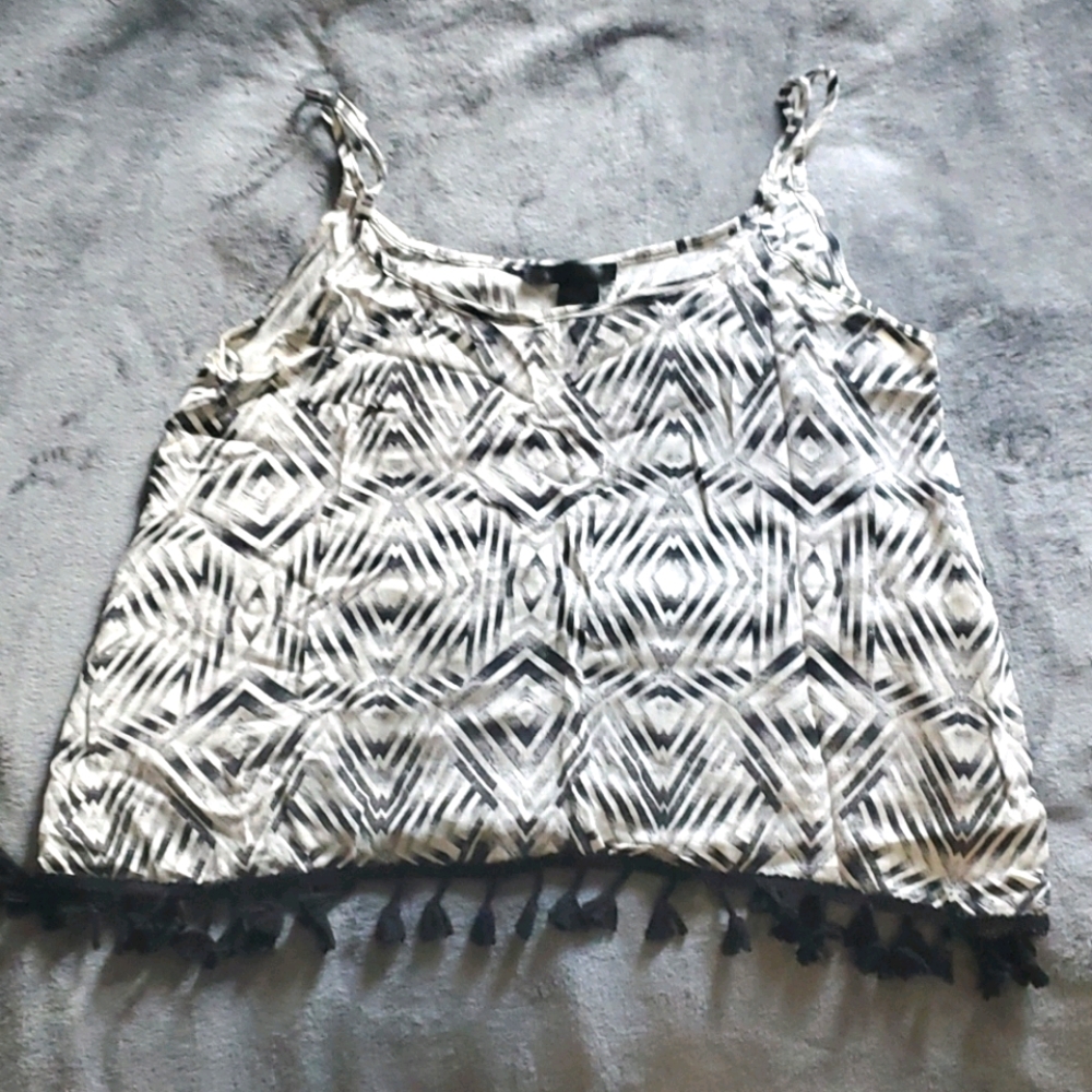 Black and white crop top